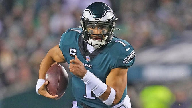 getty-jalen-hurts-eagles.jpg