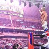 Cody Rhodes points to WrestleMania 39 sign after winning the 2023 Royal Rumble pro wrestling news