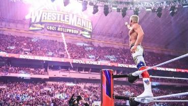 Cody Rhodes points to WrestleMania 39 sign after winning the 2023 Royal Rumble pro wrestling news