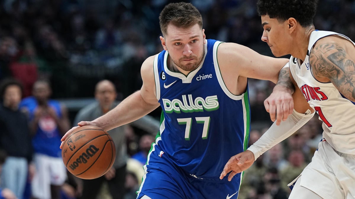 Luka Doncic scores 53 points on 24 shots, 'chirps back' at Pistons in  Mavericks win