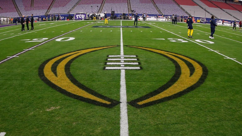 COLLEGE FOOTBALL: DEC 31 Semifinal Game Chick-fil-A Peach Bowl