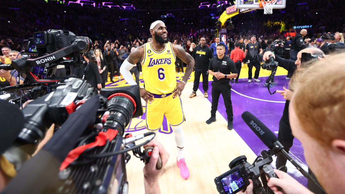 LeBron James passes Kareem Abdul-Jabbar - and Michael Jordan - on the ...