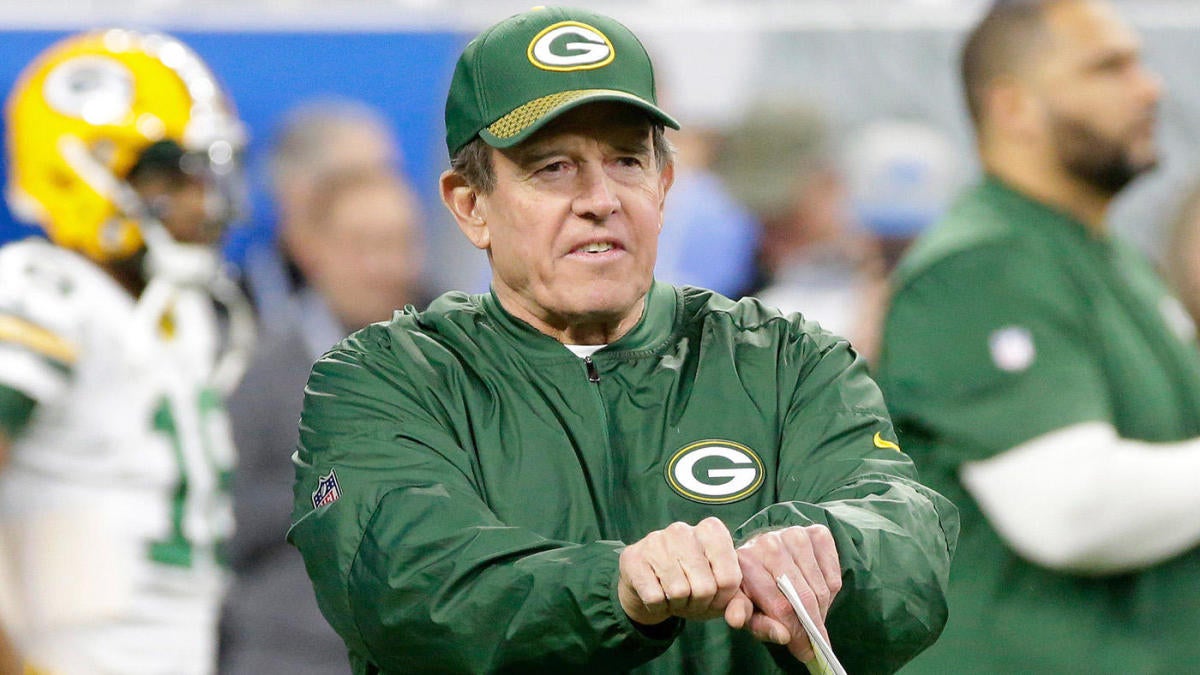 Panthers hiring Dom Capers, Josh McCown as assistant coaches on