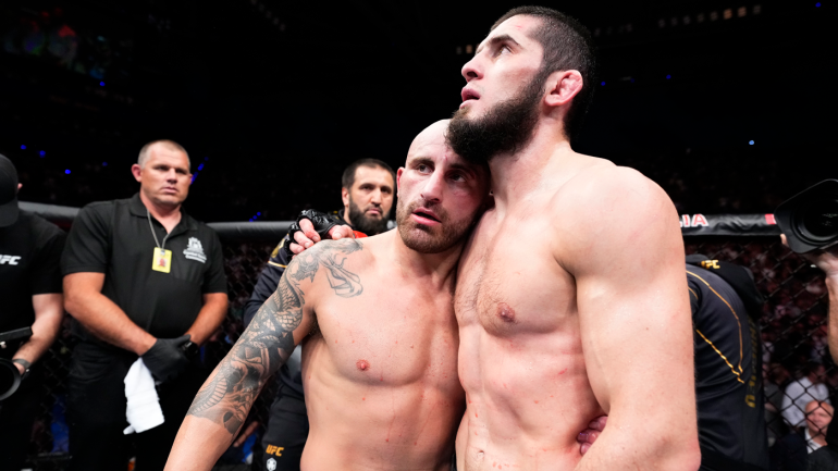volkanovski-makhachev-hug.png