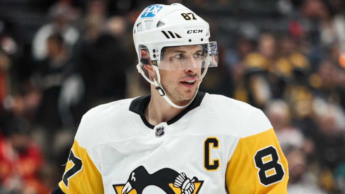 Penguins forward Sidney Crosby gets the 1st game misconduct of his