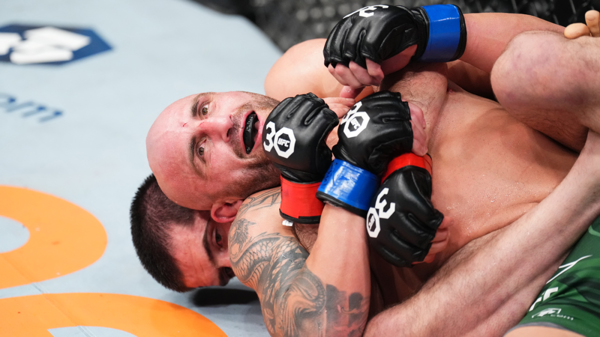 UFC 266 Alex Volkanovski beats up Brian Ortega for unanimous decision in  featherweight title thriller  South China Morning Post