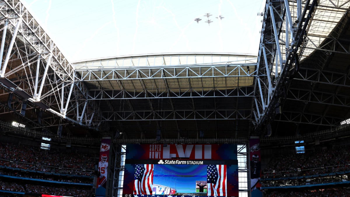 SUPER BOWL FLYOVER 