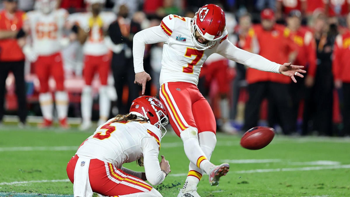 Super Bowl mystery solved: Here’s the lucky fan who ended up with the football from Chiefs’ game-winning kick
