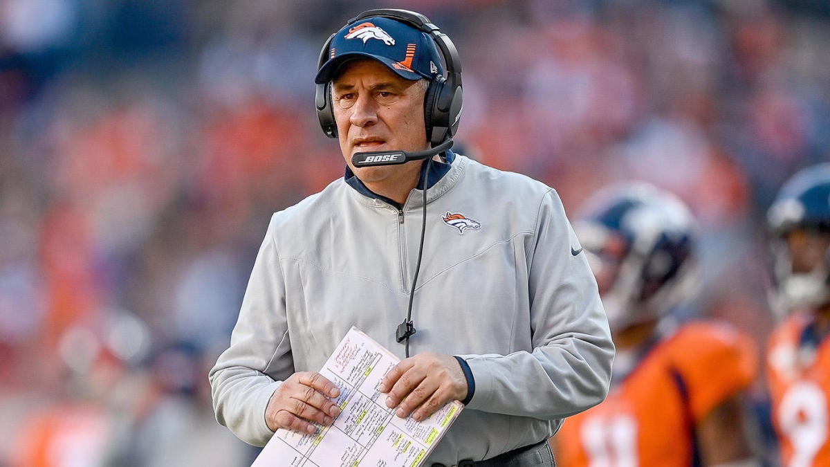 Miami Dolphins Officially Name Vic Fangio Defensive Coordinator