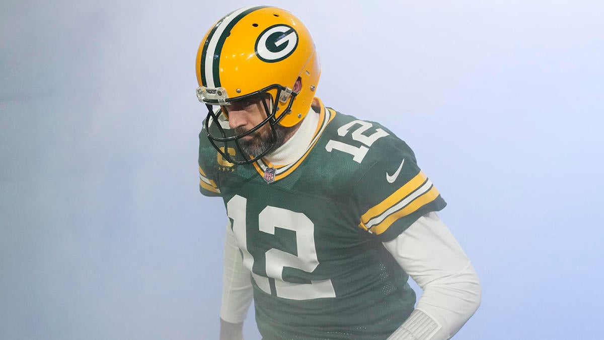 Aaron Rodgers, Packers agree to four-year deal as QB becomes highest-paid  player in NFL history 