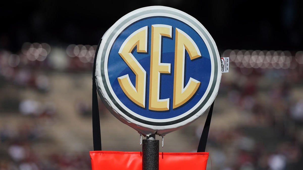 SEC leaning towards nine-game schedule 