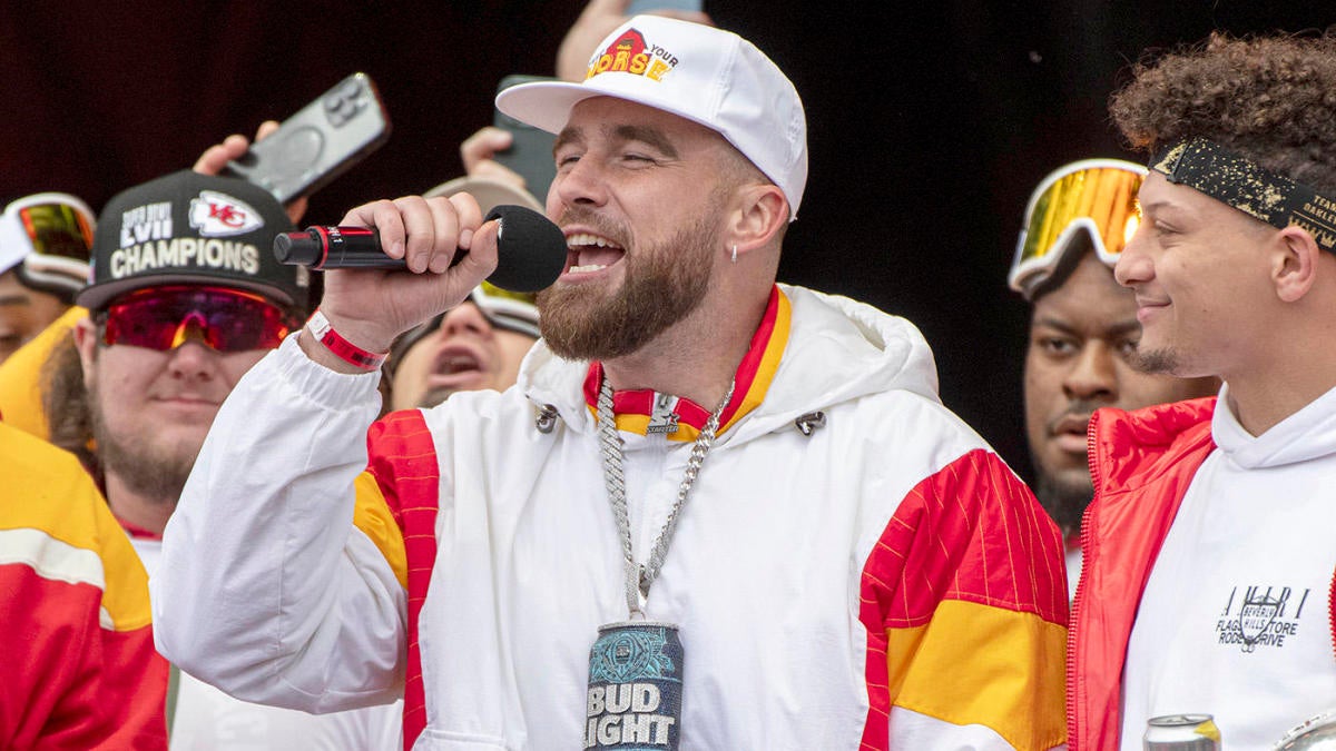 Kansas City Chiefs Travis Kelce Super Bowl Parade Jacket