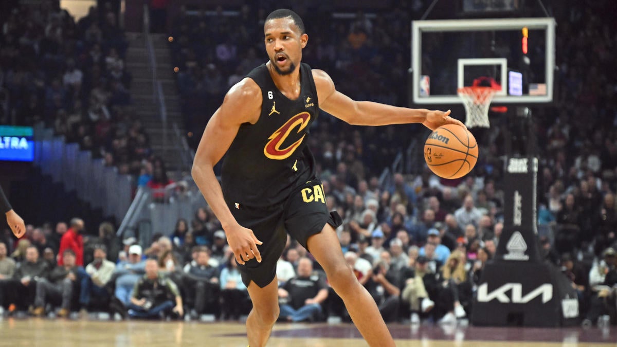 Cavaliers re-sign Evan Mobley: Five-year maximum contract extension could be worth a reported $269 million - CBSSports.com