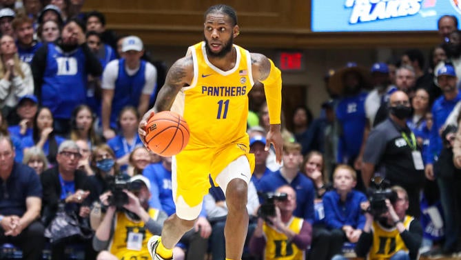 COLLEGE BASKETBALL: JAN 11 Pitt at Duke