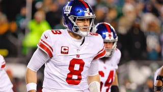 New York Giants give QB Daniel Jones 4-year, $160M deal, tag RB