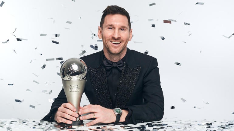 Lionel Messi memenangkan penghargaan Pemain Pria Terbaik FIFA saat bintang USWNT Alex Morgan kehilangan pemain wanita terbaik