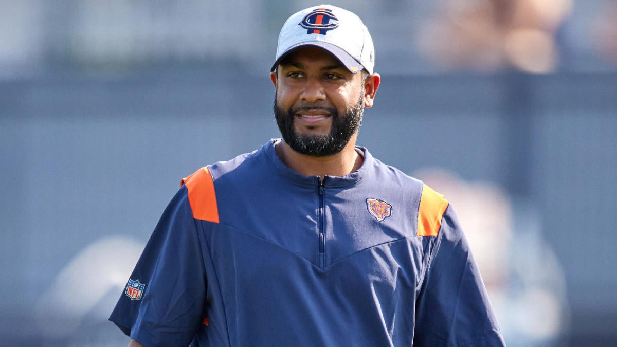 The Seahawks hired former Bears' DC Sean Desai as associate head coach.