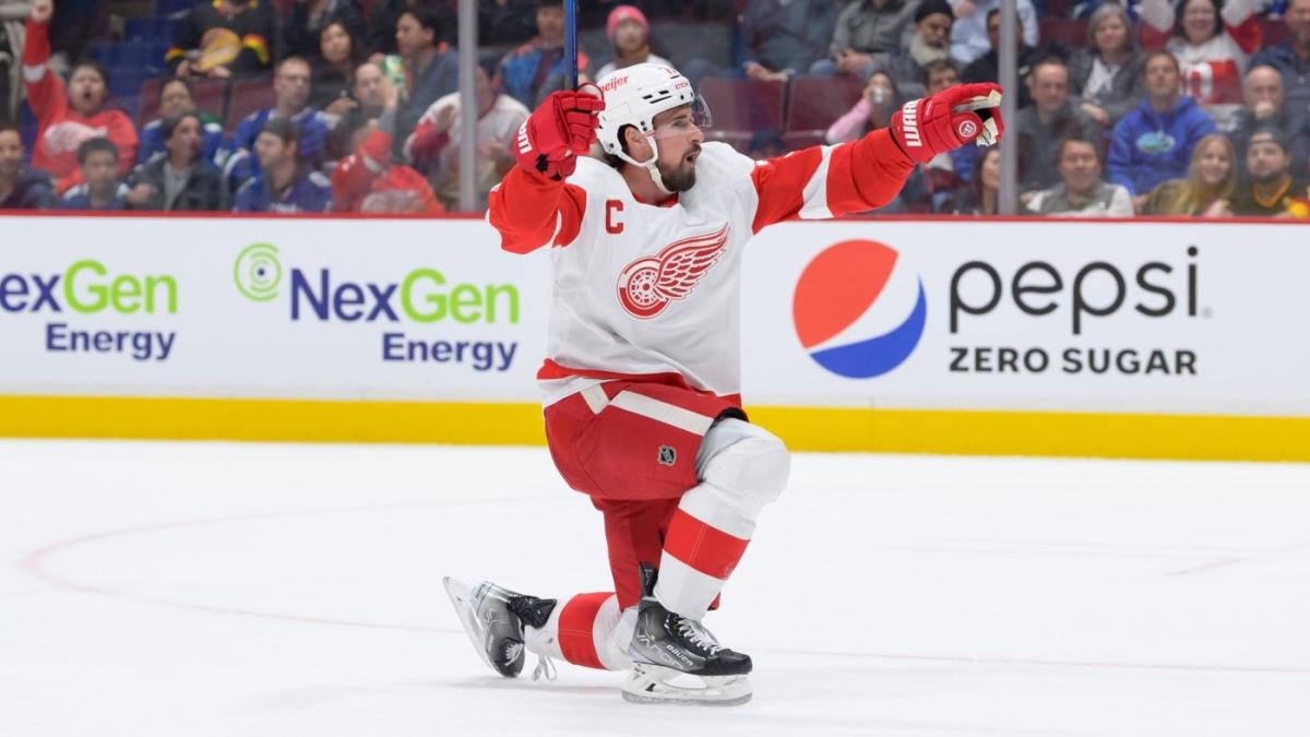 Red Wings Captain Larkin Getting New Linemate