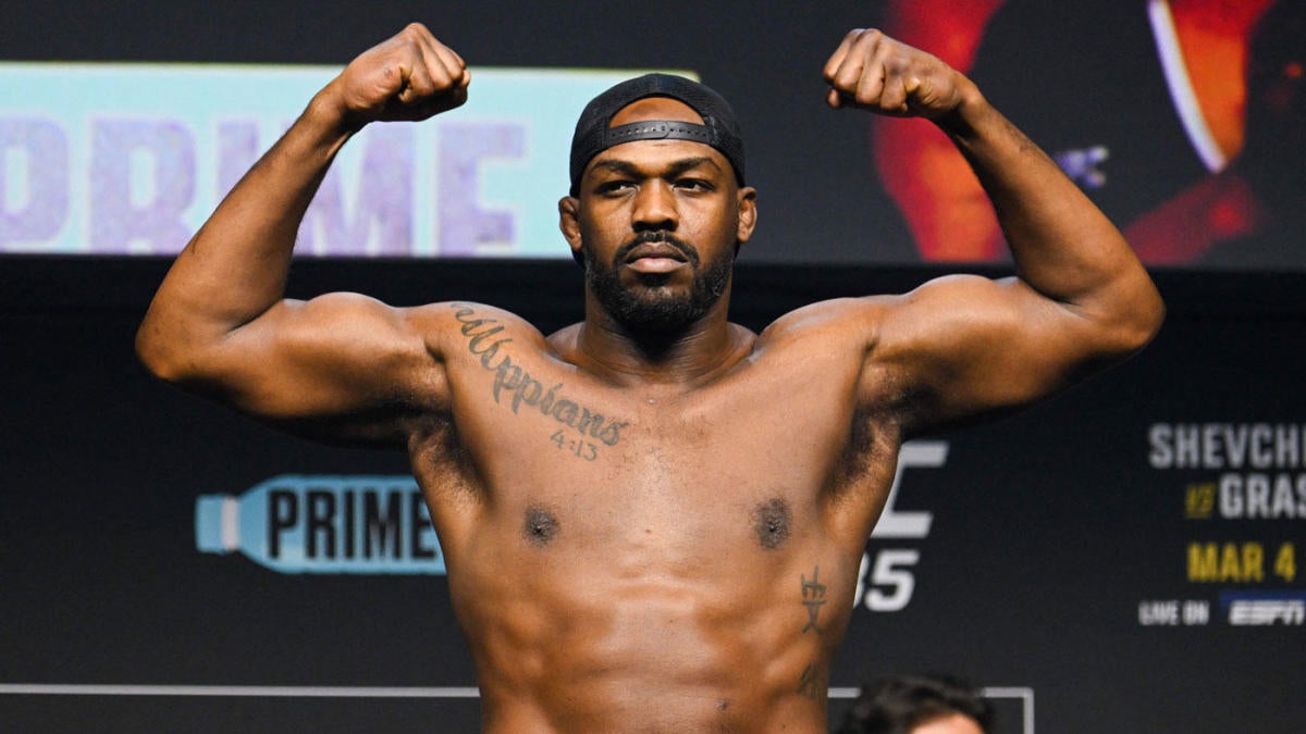 Pictures of bulked up heavyweight Jon Jones emerge ahead of