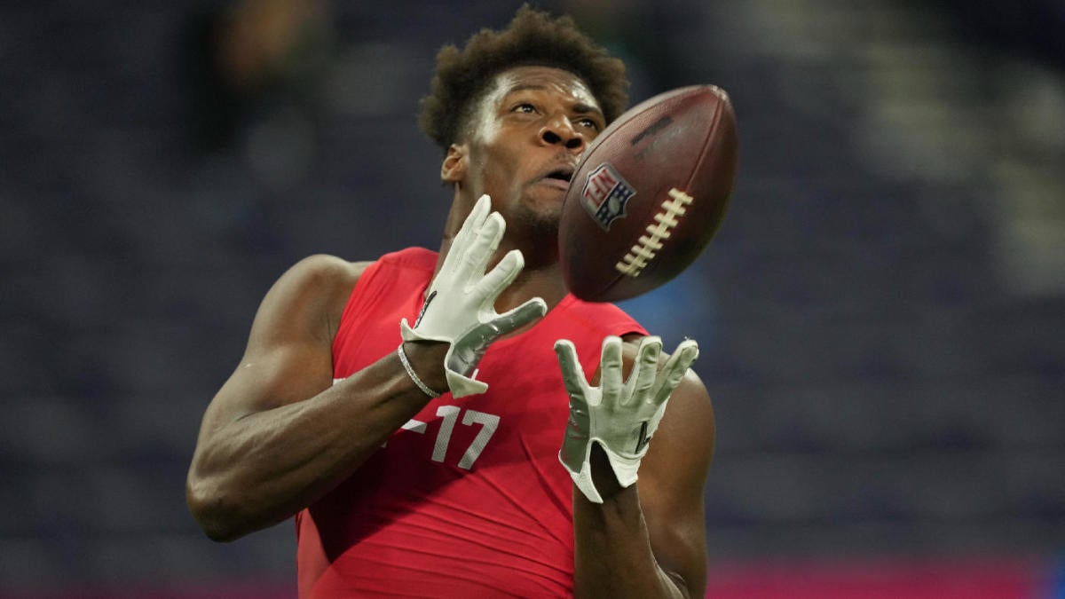 NFL Combine results: 4 winners, 3 losers from QBs on bench press, 40-yard  dash and more 