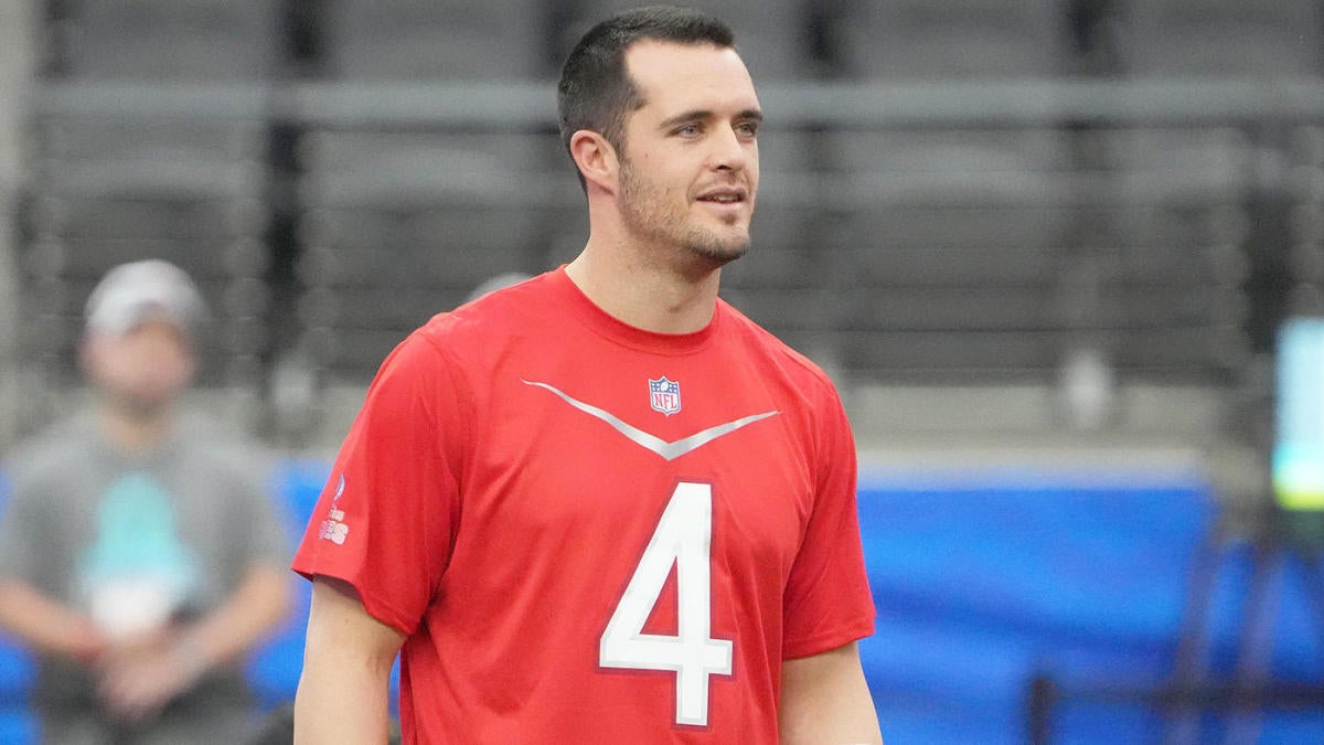 Report: Derek Carr given permission to visit Saints