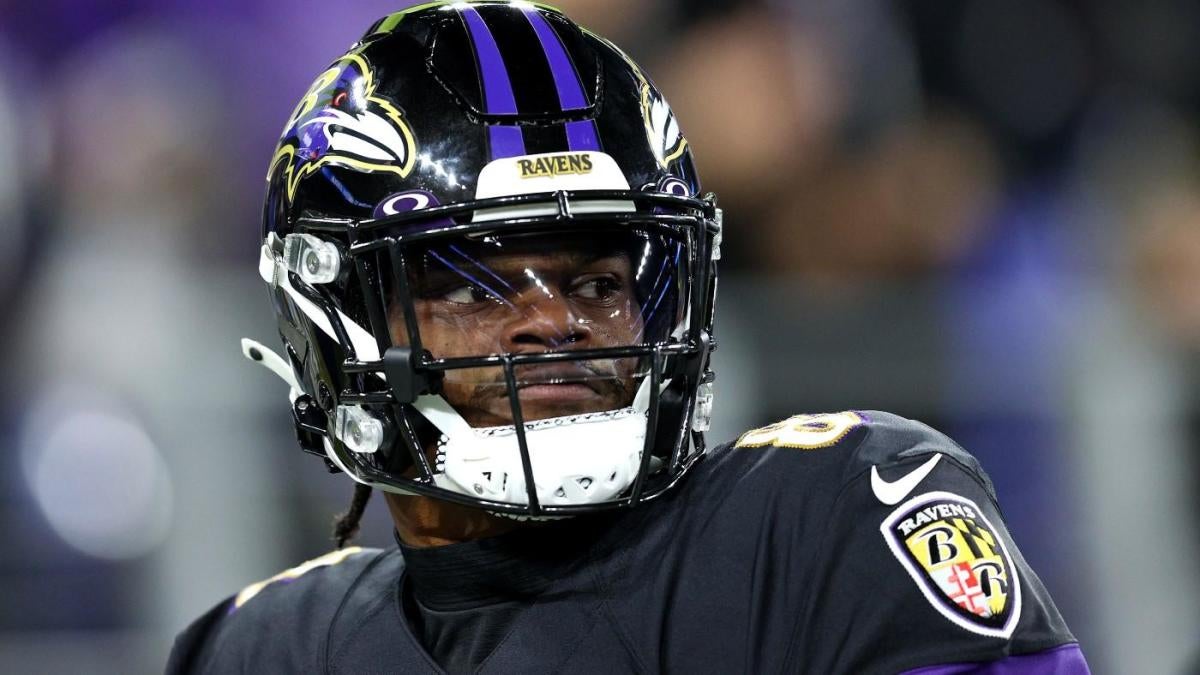 What’s next for Lamar Jackson after franchise tag, plus Jets in talks with Aaron Rodgers, Giants pay Jones