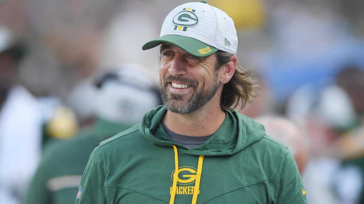 Report: Aaron Rodgers has told friends he WILL play for Packers this year -  Pride Of Detroit