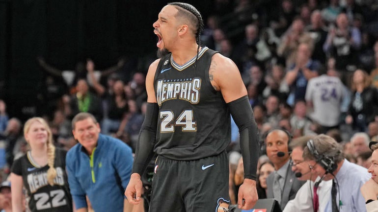 Golden State Warriors v Memphis Grizzlies