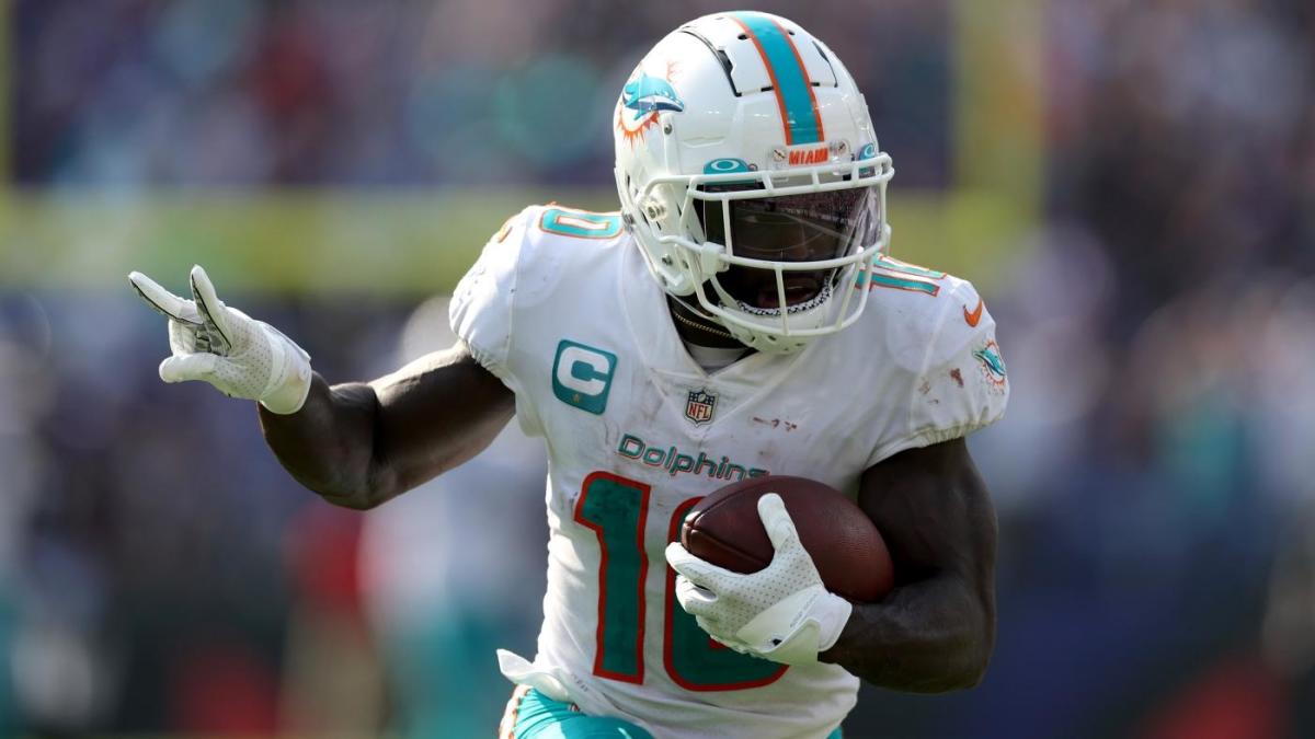 Dolphins star Tyreek Hill shockingly says he's going to retire