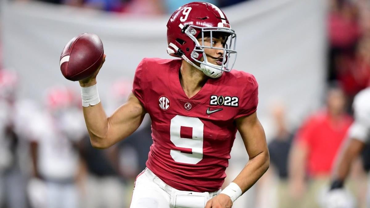 2022 NFL Draft: Bears land a top playmaking receiver in new mock draft