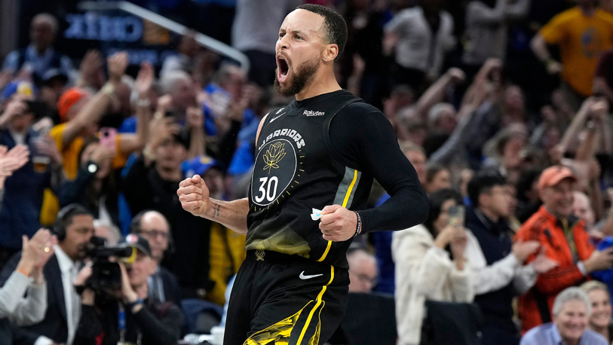 Stephen Curry Drops 41 Points in Warriors' Comeback Win Over Bucks