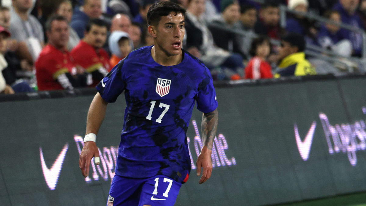 Alejandro Zendejas commits to USMNT: Club America attacker picks USA over  Mexico ahead of Nations League 