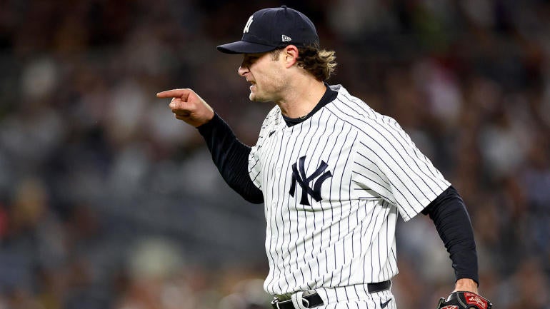 Boston Red Sox v New York Yankees