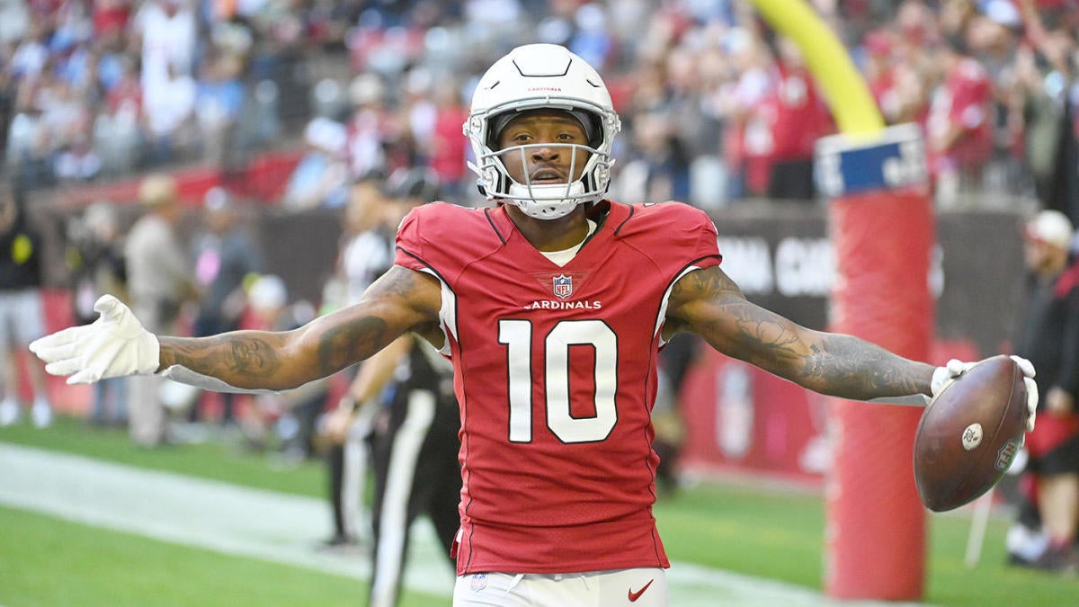 Cardinals 'plan on' trading star receiver DeAndre Hopkins: report