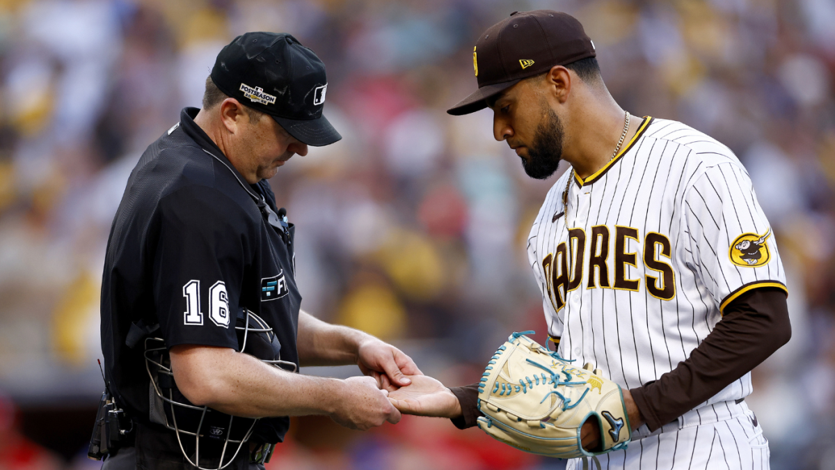 Umpire Substance Checks Put Pitchers in Awkward Positions  The New York  Times