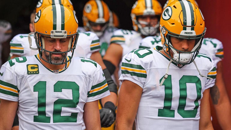 getty-aaron-rodgers-jordan-love-packers.jpg
