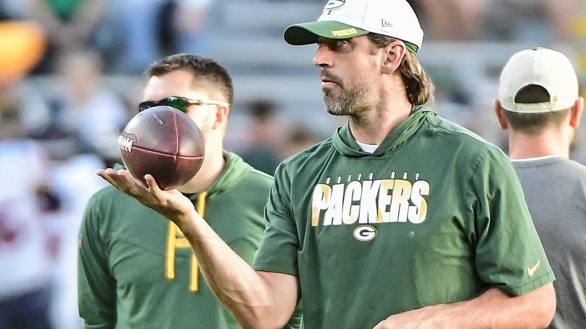 Jets trading for Packers' Aaron Rodgers being held up by this one major sticking point, per report