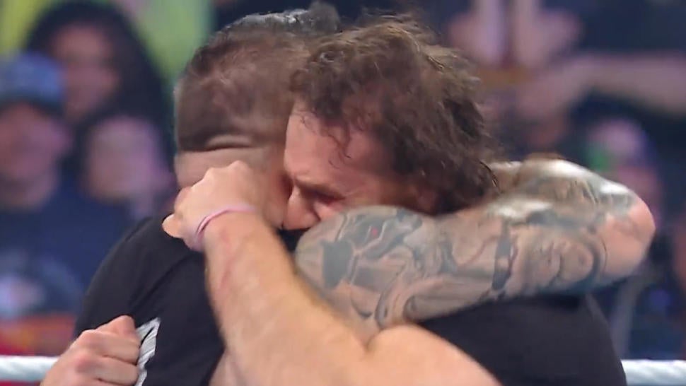 kevin-owens-sami-zayn-hug-it-out-wwe-smackdown-pro-wrestling-march-17-2023.jpg