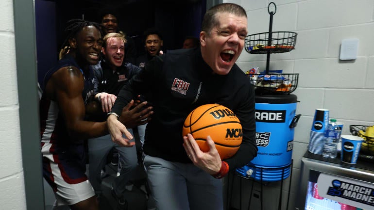 NCAA Men's Basketball Tournament - First Round - Columbus