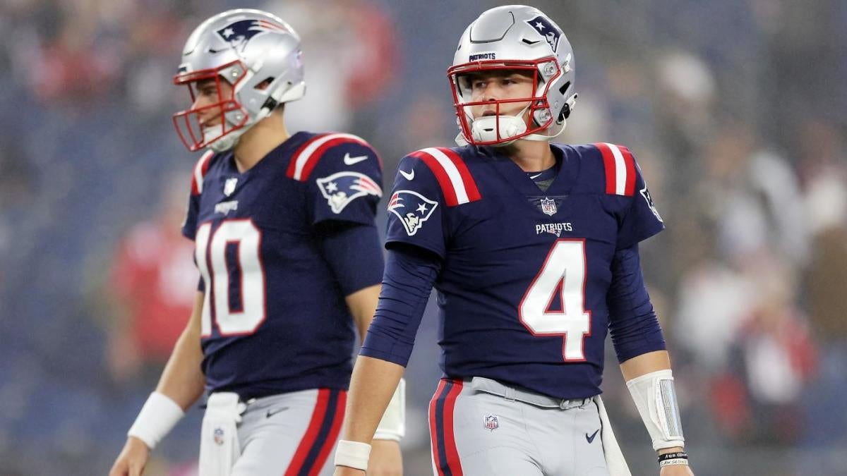 Some Patriots players not sold on Mac Jones: Locker room was split on who  should start at QB in 2022 