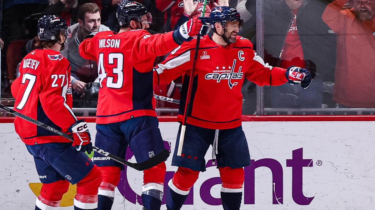 Captials' Alex Ovechkin tied another NHL mark against Flyers