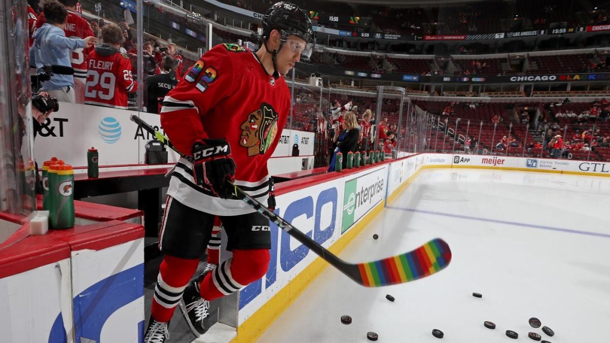 The Pride warmup jerseys are NOW up - Chicago Blackhawks