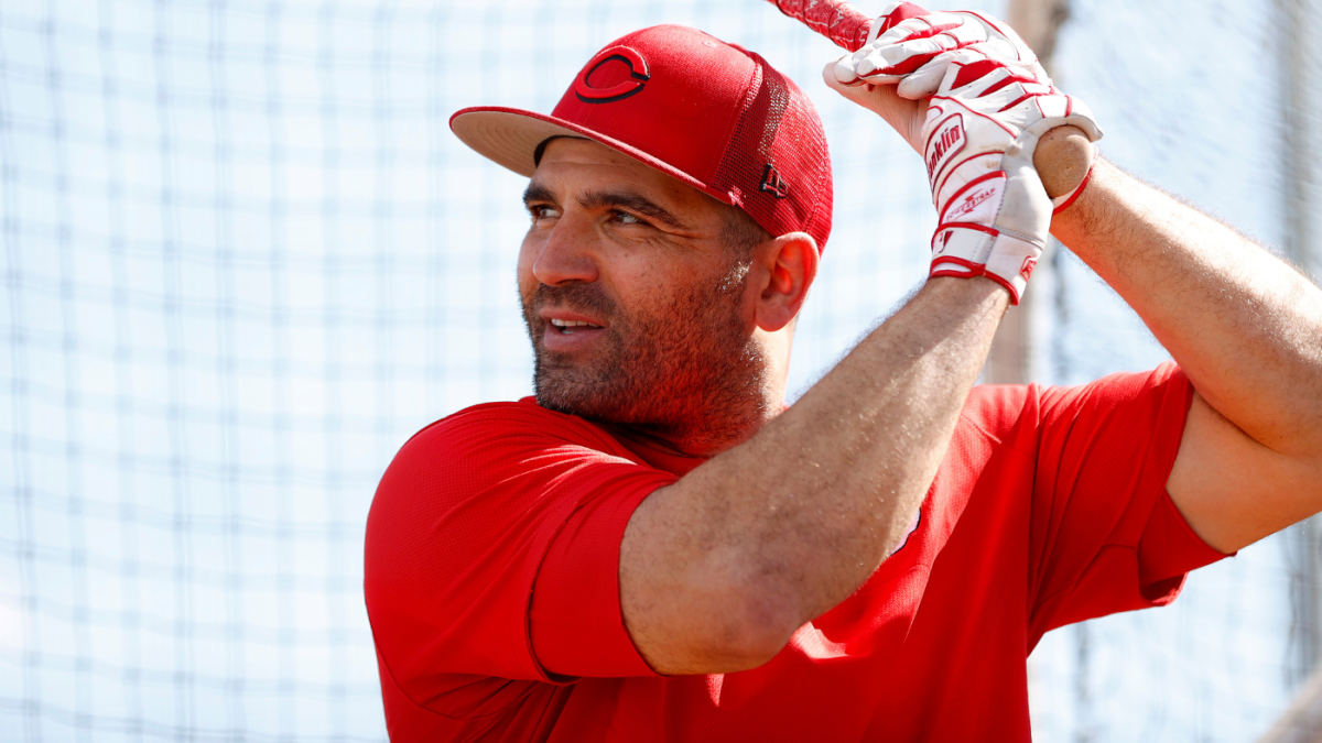 Reds' Joey Votto to start 2023 MLB season on injured list, snap consecutive  Opening Day streak at 14 