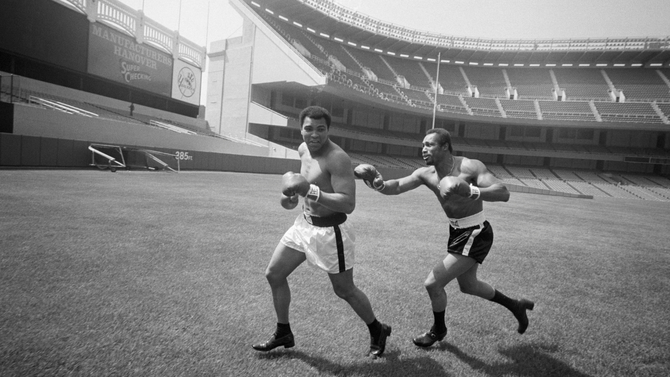 muhammad-ali-1976-getty.png