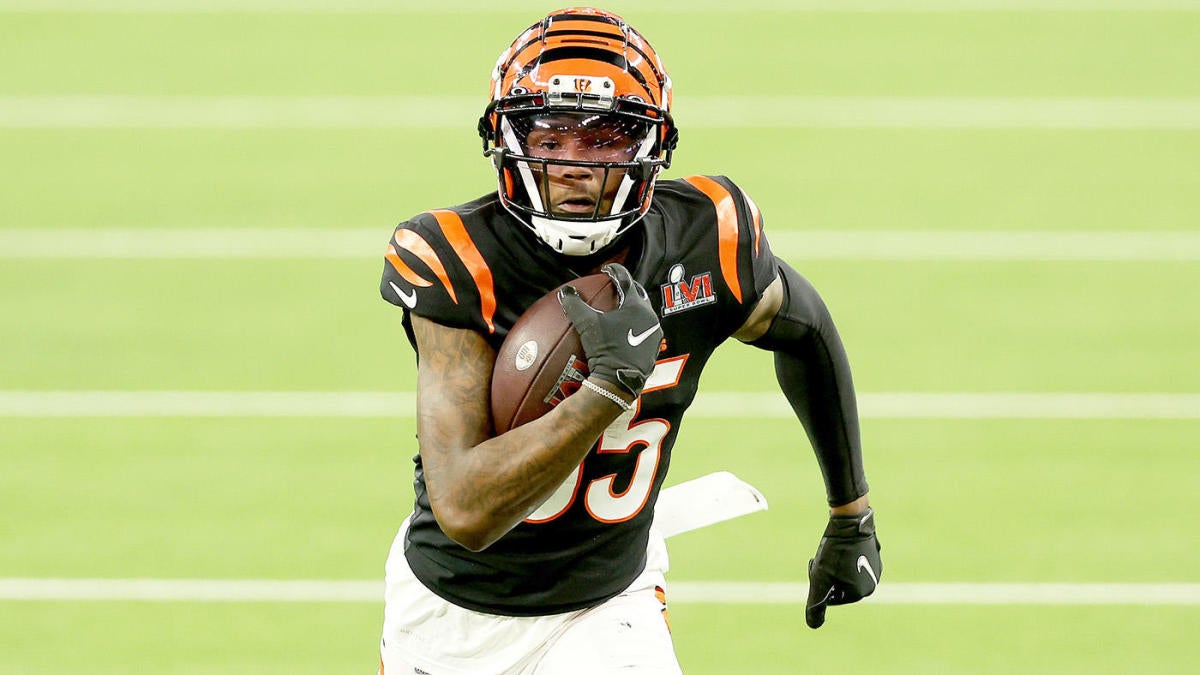 Bengals' Tee Higgins switches to No. 5 jersey: A look at the few