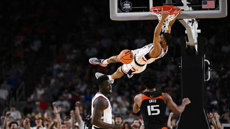 Miami v Connecticut