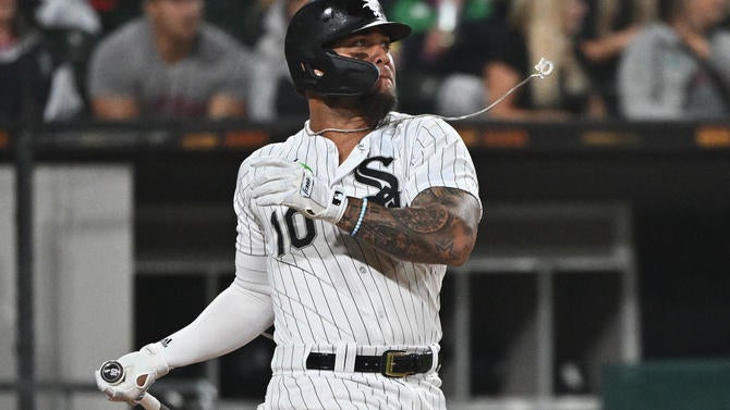 yoan-moncada.jpg