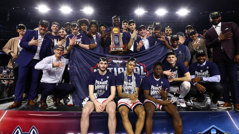 Peluang Turnamen NCAA, masa depan: favorit taruhan awal UConn untuk diulang, menangkan March Madness 2024