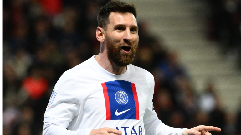 Lionel Messi mengembalikan ketenangan di Paris Saint-Germain dengan gol di babak pertama dan memimpin PSG dalam kemenangan 2-0 atas Nice