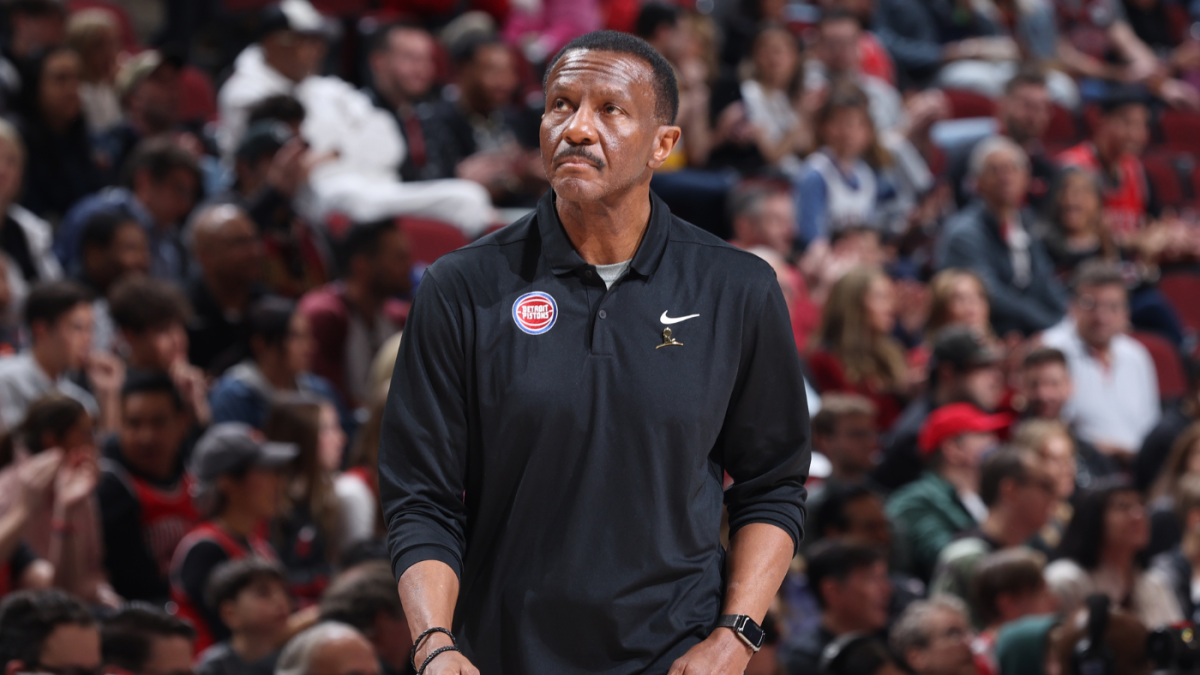 Dwane Casey out as head coach of Pistons, will move into front office role, per report